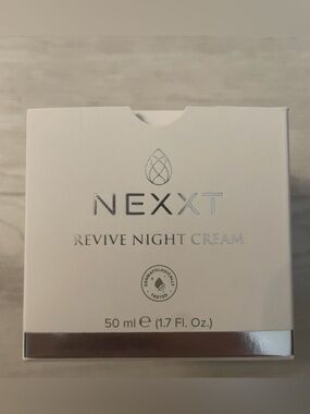 Nexx White and Silver Skincare Box
